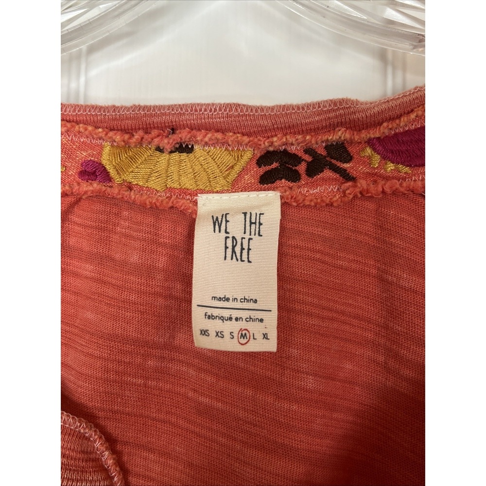 We The Free Henley Coral Half Button Blouse With Floral Embroidered Slv Medium - Picture 8 of 9